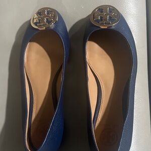 Tory Burch Navy Leather Logo Round-Toe Flats
